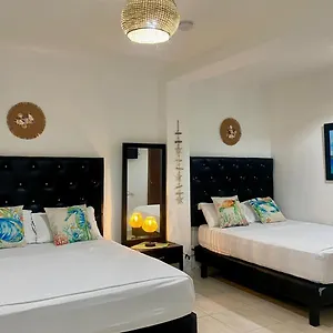 https://connollys-apartments.sanandreshotels.com